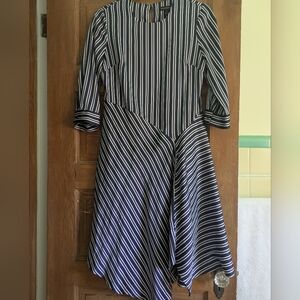 Banana Republic Black and White A-Line Assymeytical Long Sleeve Dress